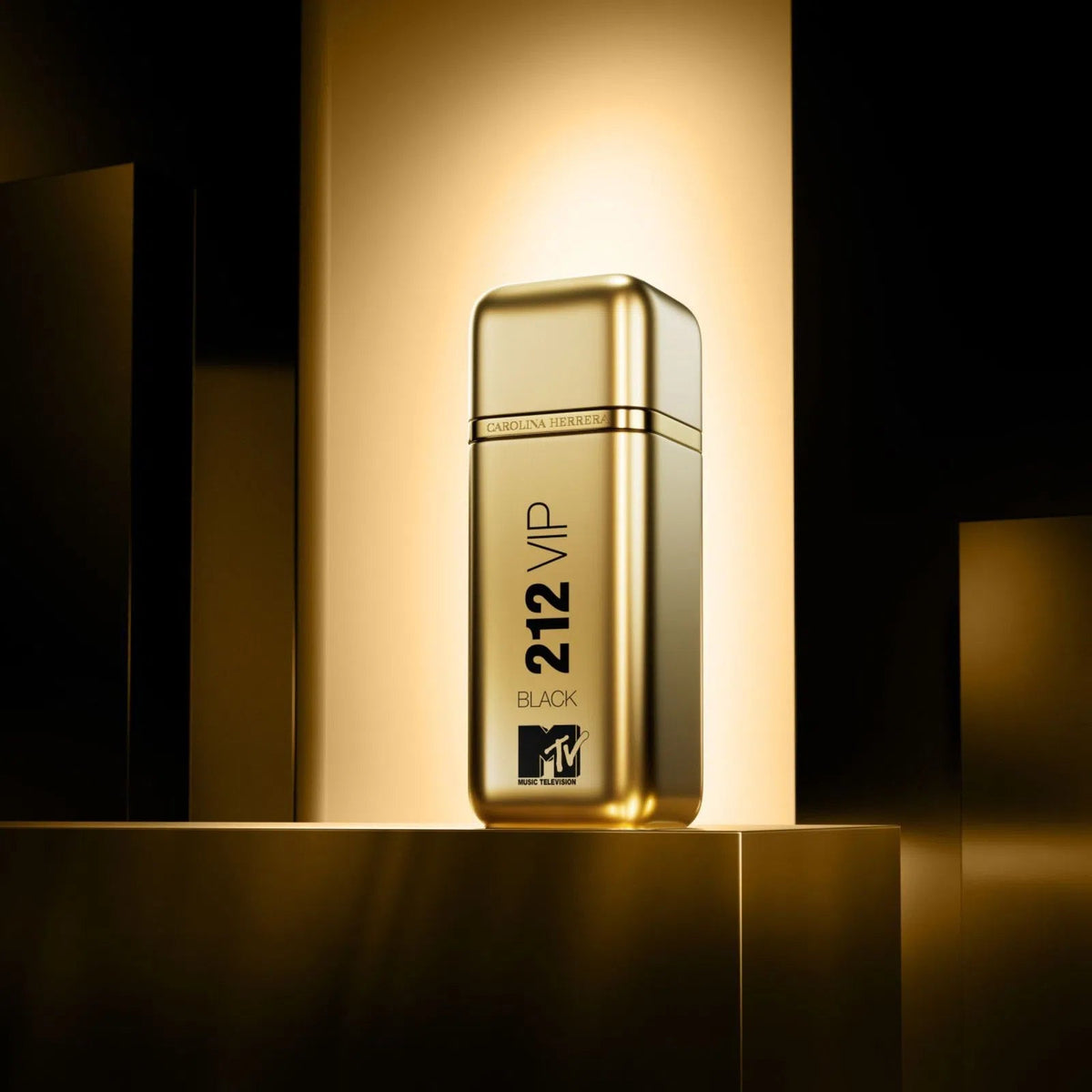 Perfume Carolina Herrera 212 VIP Black NYC MTV EDP (M) / 100 ml - 6 - Privé Perfumes Honduras