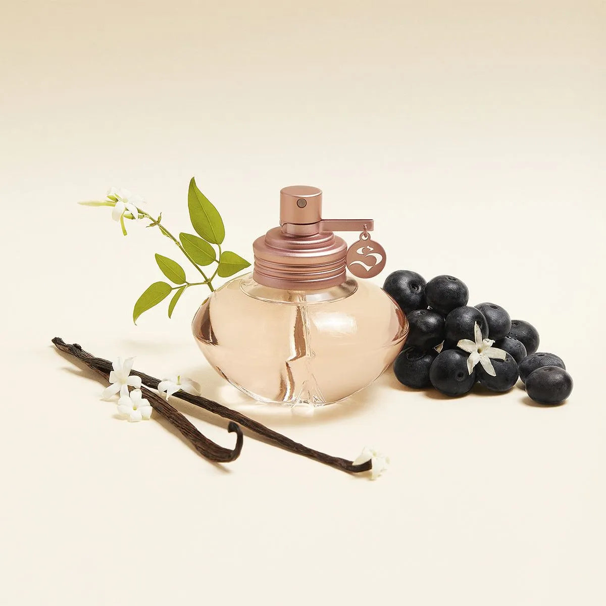 Perfume Shakira Shakira S Eau Florale EDT (W) / 80 ml - 5 - Privé Perfumes Honduras