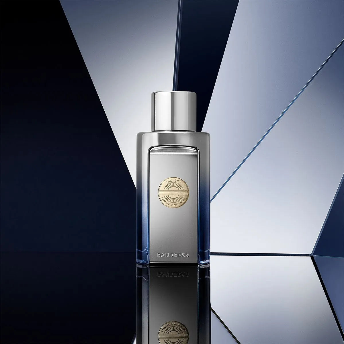Estuche Antonio Banderas The Icon Elixir EDP (M) / 2 PC SP 100 ml; DEO 150 ml - 6 - Privé Perfumes Honduras