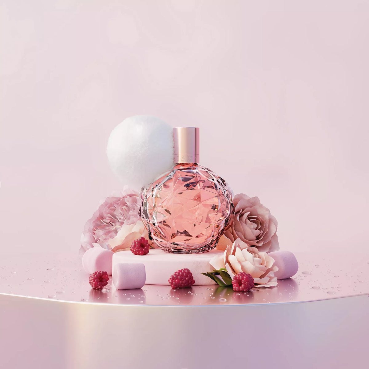 Estuche Ariana Grande Ari EDP (W) / 3 Pc SP 100 ml; Body Souffle 100 ml; SG 100 ml - 5 - Privé Perfumes Honduras