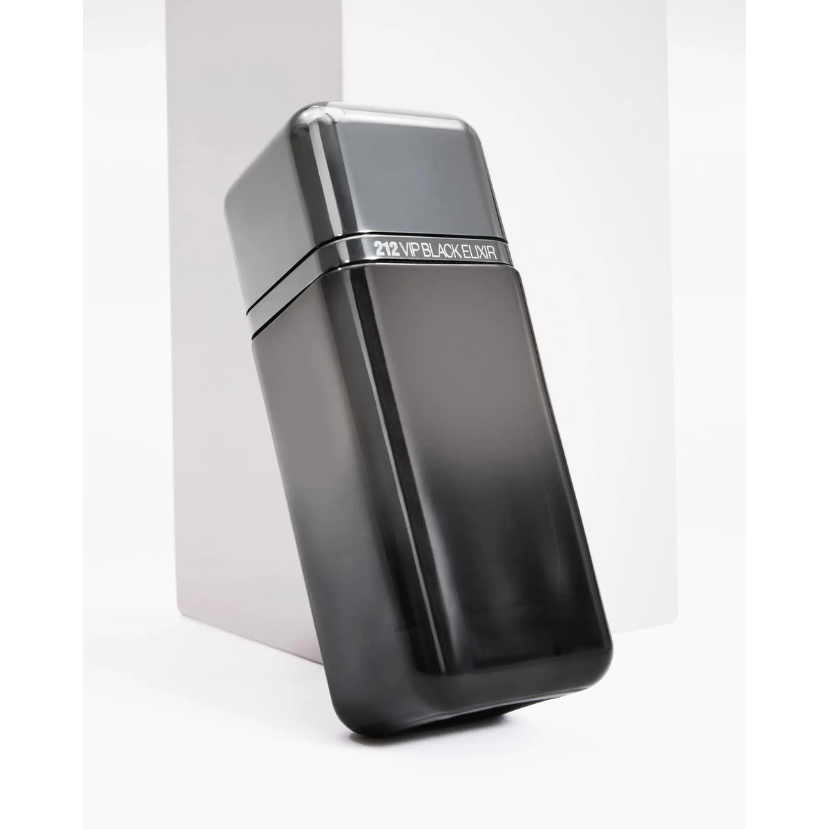 Perfume Carolina Herrera 212 VIP Black Elixir EDP (M) / 100 ml - 7 - Privé Perfumes Honduras
