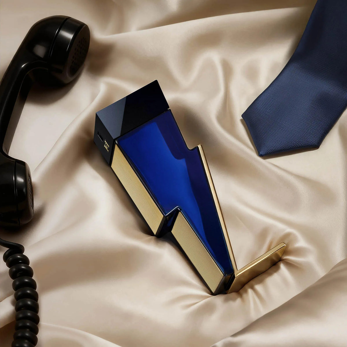Perfume Carolina Herrera Bad Boy Cobalt Absolute EDP (M) / 100 ml - 3 - Privé Perfumes Honduras