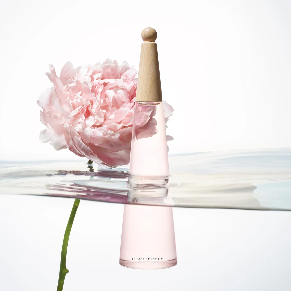 Perfume Issey Miyake L'Eau D'Issey Pivoine Peony EDT (W) / 50 ml - 15 - Privé Perfumes Honduras